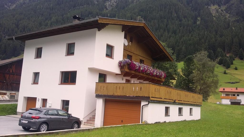 S' Ludwign Haus Apartment Sankt Leonhard im Pitztal Exterior foto