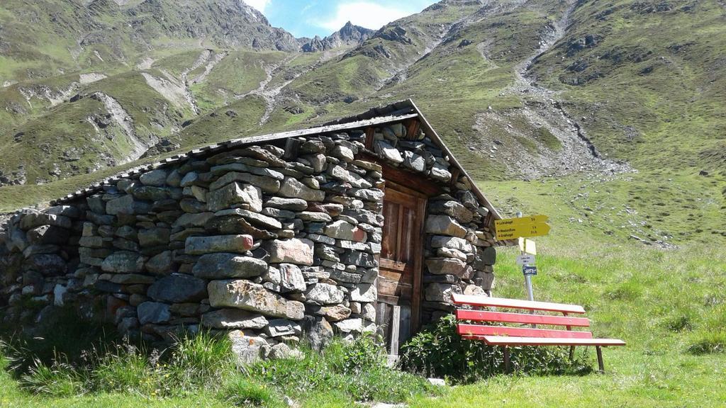 S' Ludwign Haus Apartment Sankt Leonhard im Pitztal Exterior foto